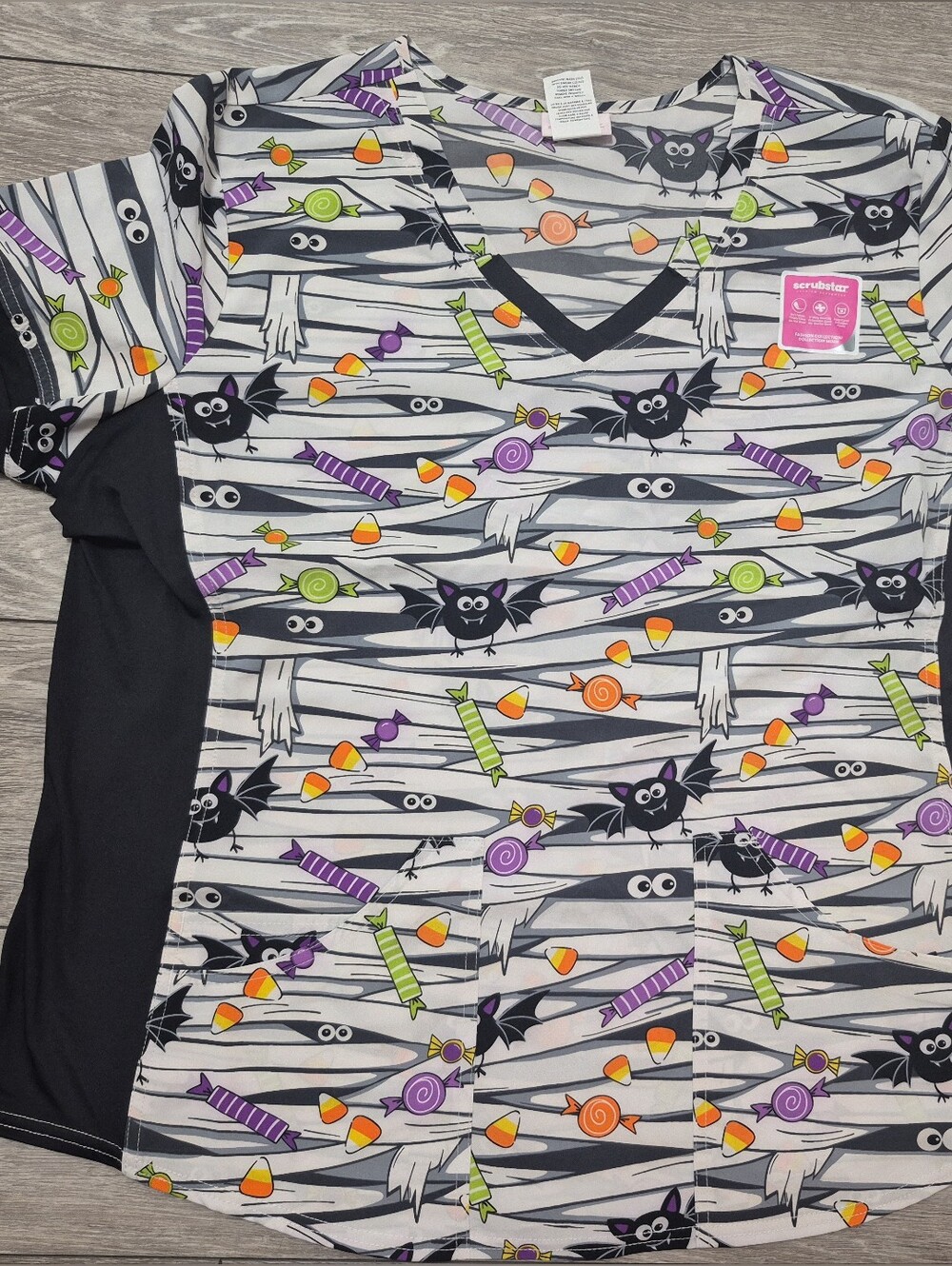 Scrubstar "That's A Wrap"Women's XXL Halloween Bat Print V-Neck Print Scrub Top